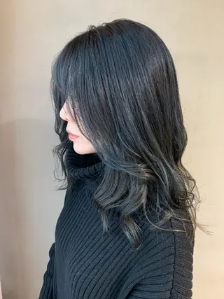 セミロング カラー SALOWIN梅田茶屋町店所属・ウルフレイヤーカット /チヒロのヘアスタイル