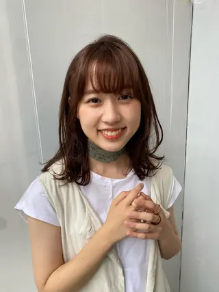 ミディアム カラー 藤原 侑香のヘアスタイル
