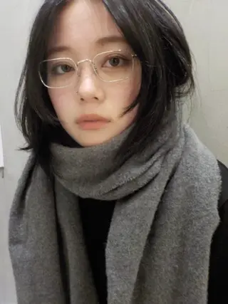 ミディアム 捺葵 @72tomi__のヘアスタイル