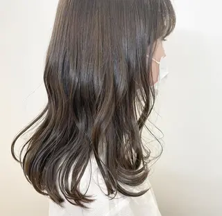 カラー 小濵 美月のヘアスタイル