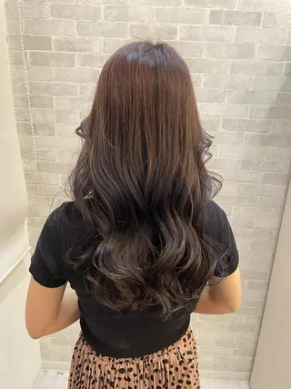 セミロング カラー Well's TAIGAのヘアスタイル