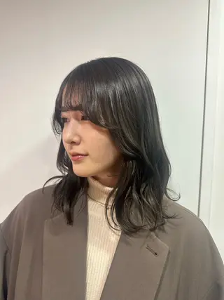 ミディアム カラー fore所属・赤熊 咲良 🦔ྀིのヘアスタイル