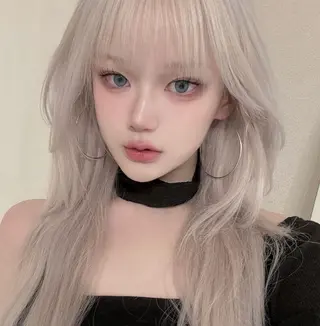 ロング カラー ハイトーンカラー 🦄レイヤーカットのヘアスタイル