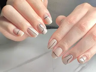 セミロング ネイリスト シンのネイルデザイン