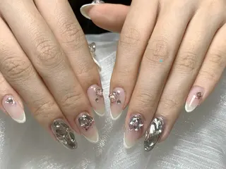 ネイル U·Mi nail salon所属・U·Mi 上野御徒町容のネイルデザイン