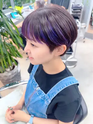 ショート カラー 岡野 静華のヘアスタイル