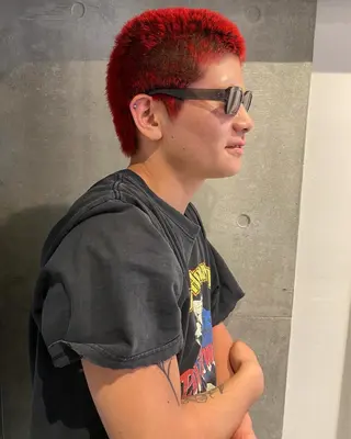 カラー メンズ 室谷 侑奈のヘアスタイル