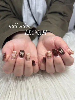 ネイル リアンナ 𝑰𝑶𝑹𝑰のネイルデザイン