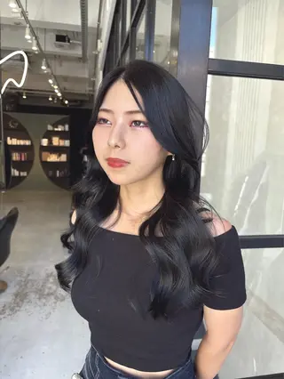 ロング カラー Maison Halu YUKIのヘアスタイル