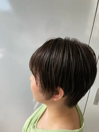 ショート カラー 白取 星矢のヘアスタイル