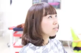 ミディアム セミロング V.S.O.P（ヴィソップ）所属・大通り1番出口1分 髪質改善ヴィソップのヘアスタイル