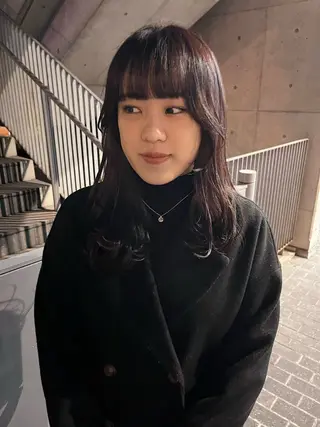 ロング ノムラ サクラのヘアスタイル