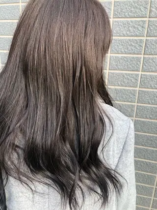 ロング カラー うる艶レイヤーカット hinakoのヘアスタイル