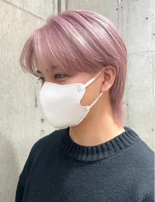 ショート カラー パーマ メンズ キッズ 岩本晴佳/波巻きパー マ/フェザーパーマのヘアスタイル