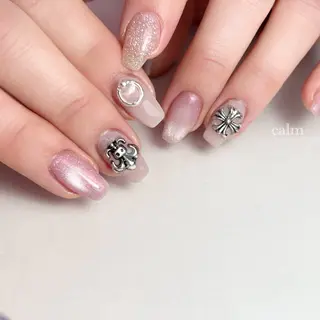 ネイル calm 〔ｶｰﾑ〕のネイルデザイン