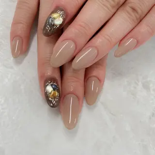 ネイル 黒沢 直子のネイルデザイン