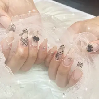 ネイル KIREIE .Rのネイルデザイン