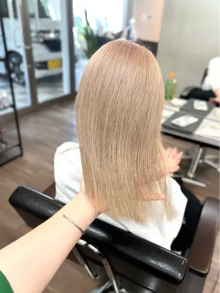 ミディアム カラー VIF所属・🗻飯田誠也🗻 カットカラー得意のヘアスタイル