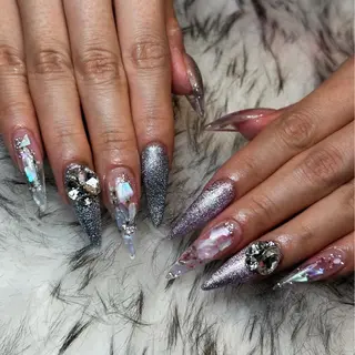 ネイル nail salon  DIA所属・出羽 奈津季のネイルデザイン