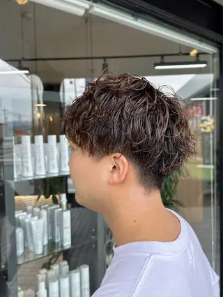 パーマ メンズ arika オケシ　リョウダイのヘアスタイル