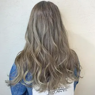 ロング カラー 池袋/透明感カラー 🎀Yuri🎀のヘアスタイル
