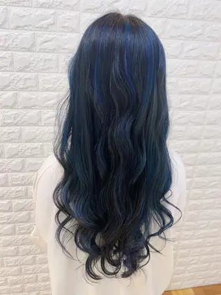 ロング カラー 福森 みずきのヘアスタイル