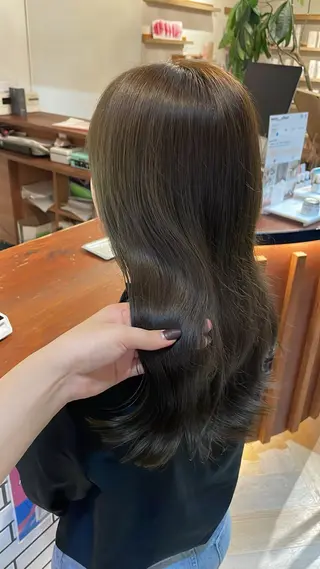 セミロング lift by mag所属・ユナ ナチュラル／透明感のヘアスタイル