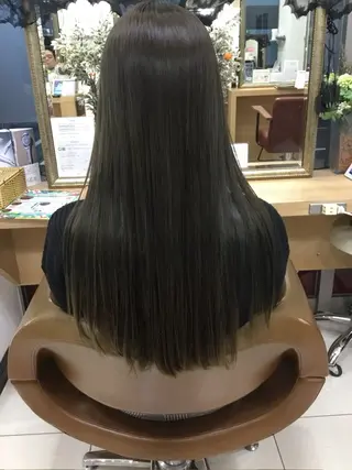 カラー minagawa yumiのヘアスタイル