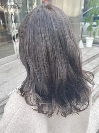 セミロング カラー 🇺🇸✂️🍟 こんあゆみのヘアスタイル