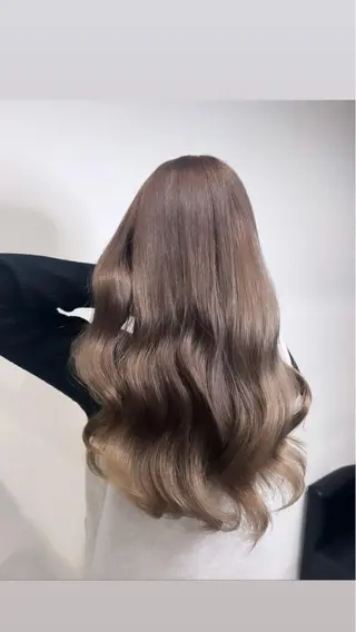 ロング YUDU🍊 germe/ジェルムのヘアスタイル