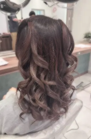 ヘアアレンジ 🫧ヘアアレンジ🎀 ウガジン💞🪄のヘアスタイル