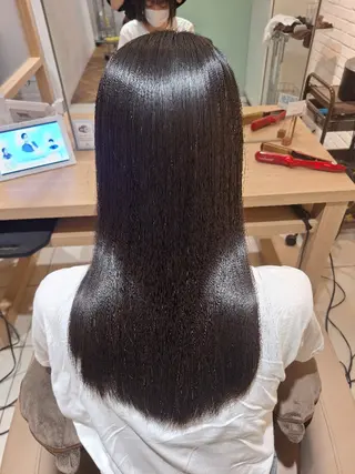 セミロング 艶髪縮毛矯正🪽💫 安田彩愛のヘアスタイル