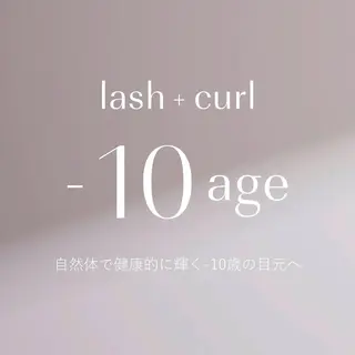 Cat's eye TOKYO 新宿店のネイルデザイン