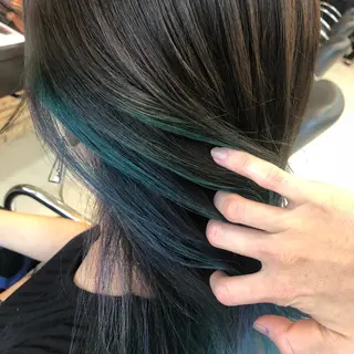 ミディアム カラー ヘアアレンジ 小田 莉加子のヘアスタイル