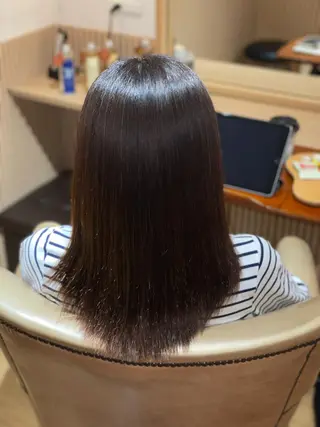 セミロング カラー 髪質改善　field チカモリ　ヒカルのヘアスタイル