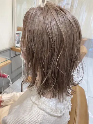 ミディアム カラー ✳︎SERA✳︎ 平日のみご案内のマツエク・マツパデザイン