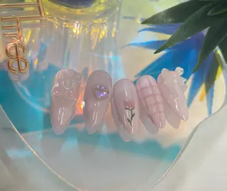 ネイル AngelChris ビューティーサロンのネイルデザイン