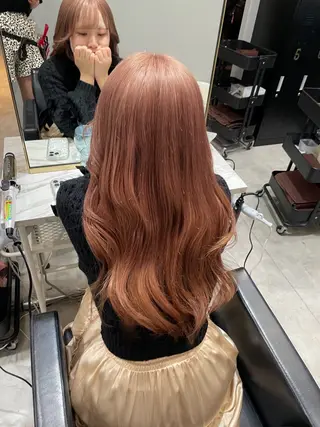 ロング カラー 🩶ブリーチ/ レイヤー🩶フミカのヘアスタイル