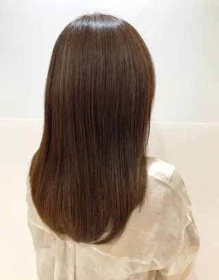 セミロング カラー 鵤木 朋香のヘアスタイル