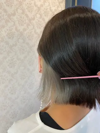 カラー ヒヨシ ルナのヘアスタイル