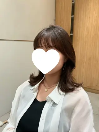 セミロング 透明感カラー / レイヤー/ mamiのヘアスタイル