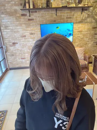 ミディアム 🧡ミルクティー/ レイヤー🧡ショウナのヘアスタイル