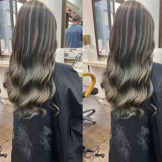 セミロング カラー ヒカ/外国人風 デザインカラーのヘアスタイル