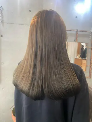 ロング カラー パーマ ヘアアレンジ メンズ キッズ ネイル マツエク・マツパ アイブロウ モリモト サナのヘアスタイル