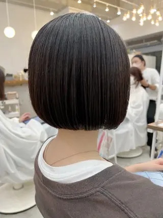ミディアム カラー 深町 敬子のヘアスタイル