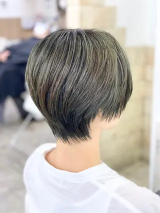 ショート カラー 🧸縮毛矯正特化 金澤 彩香🎀のヘアスタイル