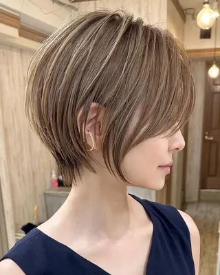 ショート カラーモデル募集中 💝坂本柊星のヘアスタイル