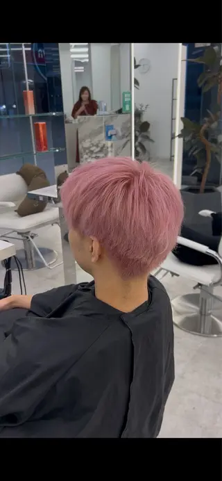 ショート 🌈藤沢💎艶カラー 🌈艶トリートメントのヘアスタイル