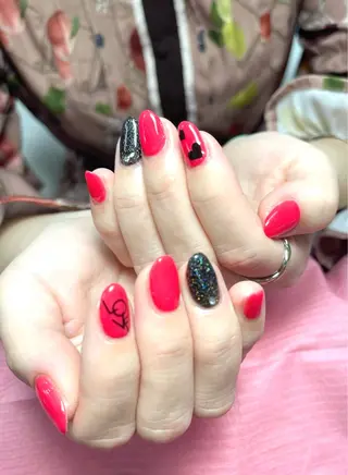 ネイル KiKO 🌻ひまわりサロンのネイルデザイン