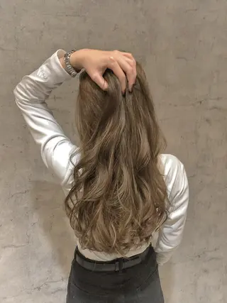 ロング ✨艶感/透け感✨Sherry所属・艶髪/ハイトーン Sherryのヘアスタイル